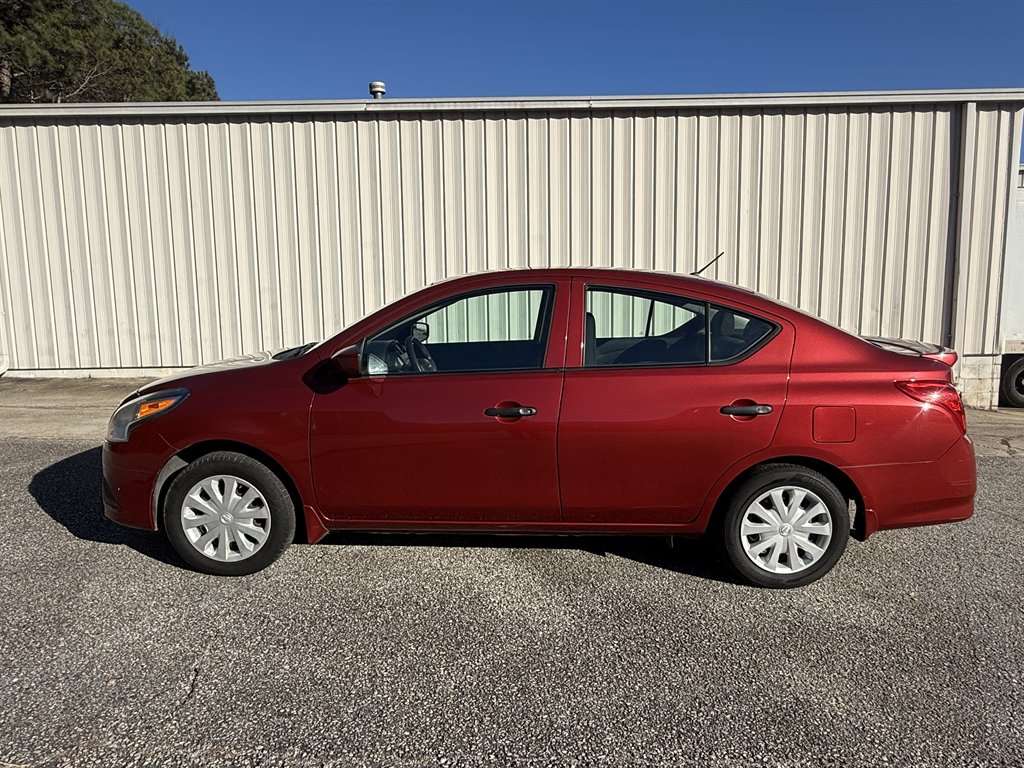 2017 Nissan Versa Sedan S Plus